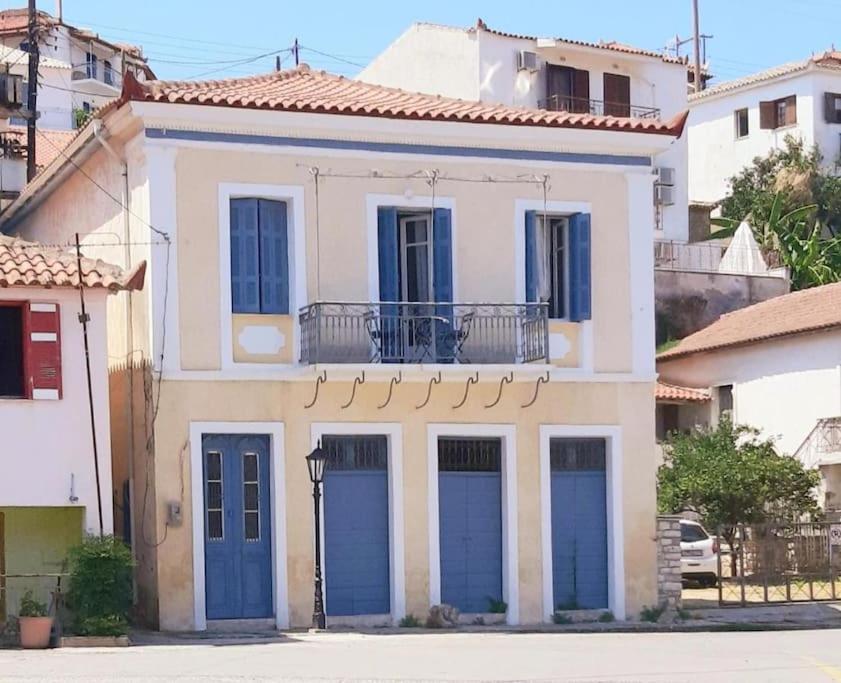Traditional House At Koroni Near Beach Экстерьер фото